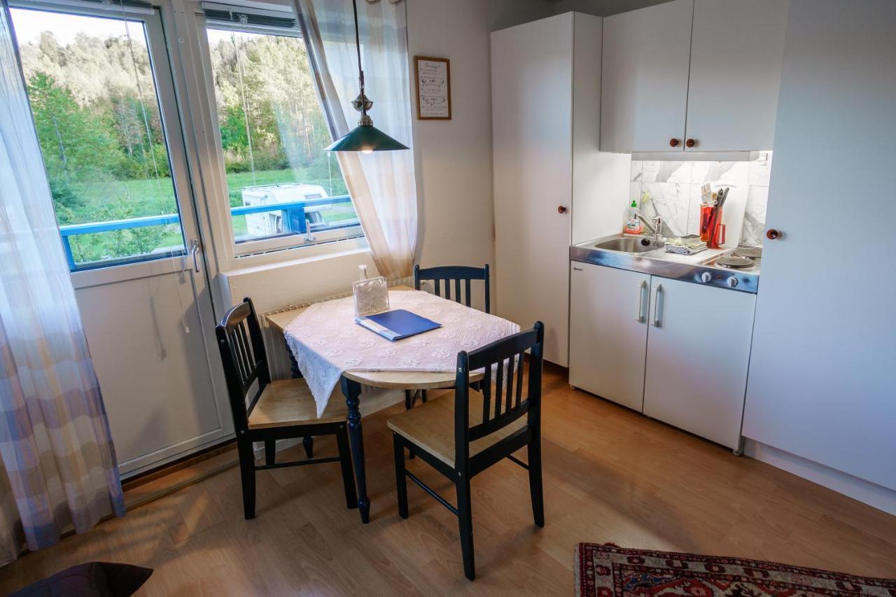 Skotteksgarden Cottages Ulricehamn Ngoại thất bức ảnh